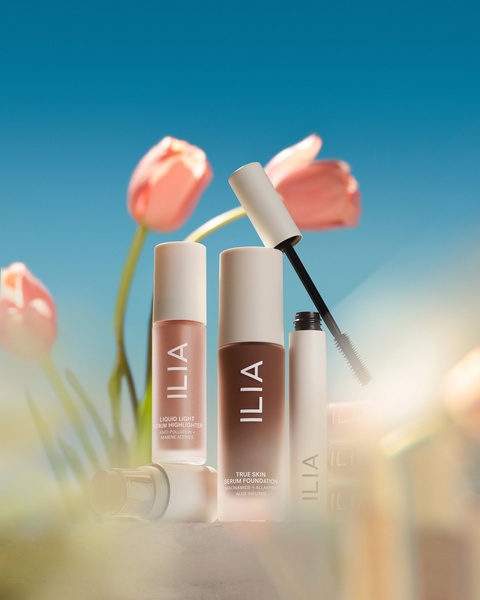 liquid highlighter, serum foundation, face makeup, cosmetic products, liquid makeup, new arrival, brand awareness, lifestyle, minimalist, fresh, calm, blue, pink, neutral, spring campaign