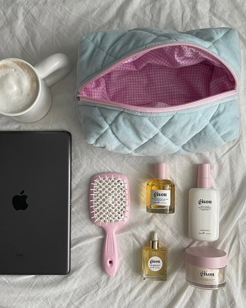 hair care products, hair oil, hair mask, leave in conditioner, hair brush, cosmetic bag, new arrival, bestseller push, flat lay, minimalist, calm, fresh, pastel, neutral