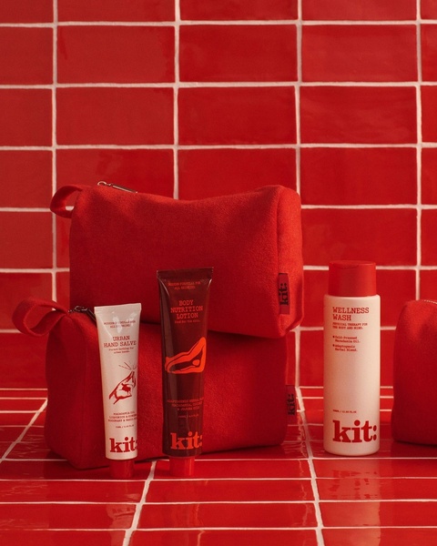skincare kit, hand cream, body lotion, body wash, toiletry bag, skincare set, bestseller push, minimalist, bold, fresh, red