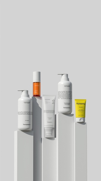 body cleanser, face serum, sunscreen, body lotion, moisturizer, skincare set, skincare products, bestseller push, minimalist, calm, trustworthy, neutral