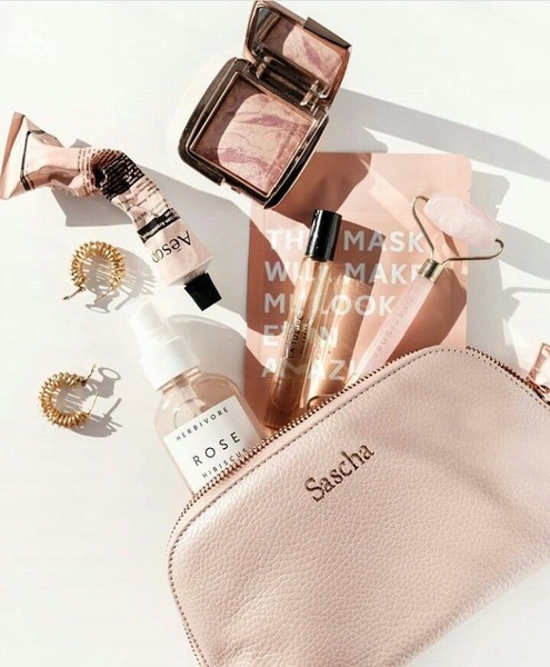 cosmetic bag, makeup bag, toiletry pouch, beauty bag, makeup pouch, travel cosmetic bag, bundle offer, brand awareness, flat lay, editorial, luxurious, warm, pink, neutral, gold