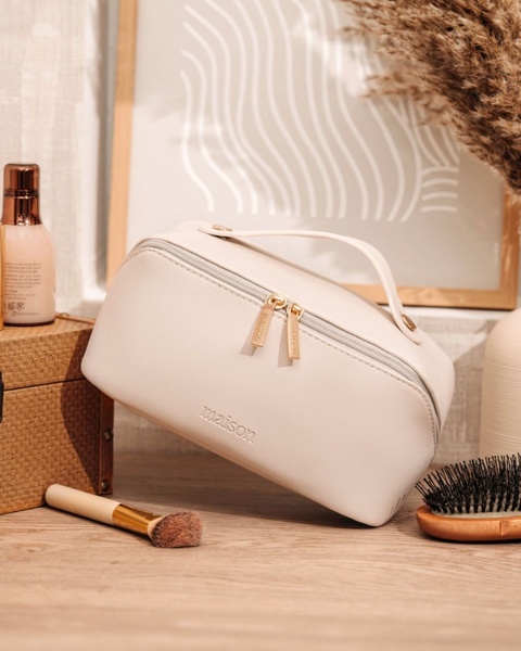 makeup bag, cosmetic bag, toiletry bag, travel makeup case, vanity bag, new arrival, lifestyle, minimalist, calm, luxurious, neutral, brown