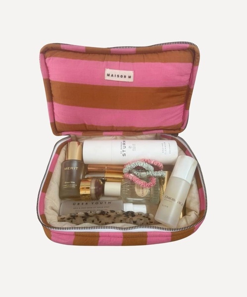 cosmetic bag, toiletry bag, makeup pouch, travel bag, travel pouch, bestseller push, minimalist, calm, fresh, pink, brown, neutral