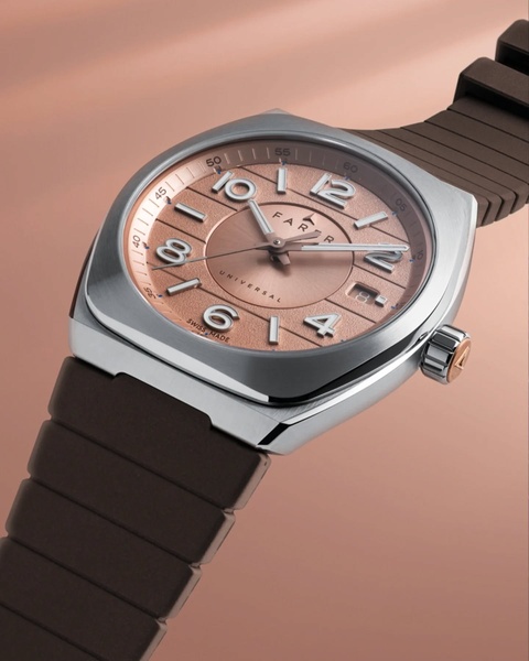 analog watch, stainless steel watch, luxury wristwatch, rubber strap watch, mens watch, product demo, minimalist, editorial, luxurious, calm, brown, neutral