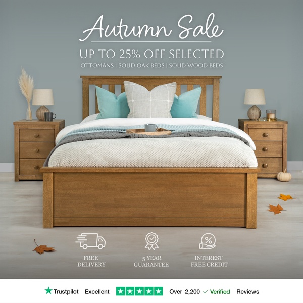 A clean, high-conversion static ad showcasing a solid oak bed with a clear, benefit-driven promotional offer for the autumn season.