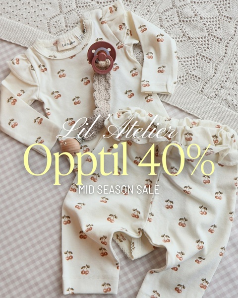 baby clothes set, infant outfit, baby bodysuit, baby leggings, infant clothing, holiday sale, flat lay, calm, fresh, neutral, pastel, summer sale