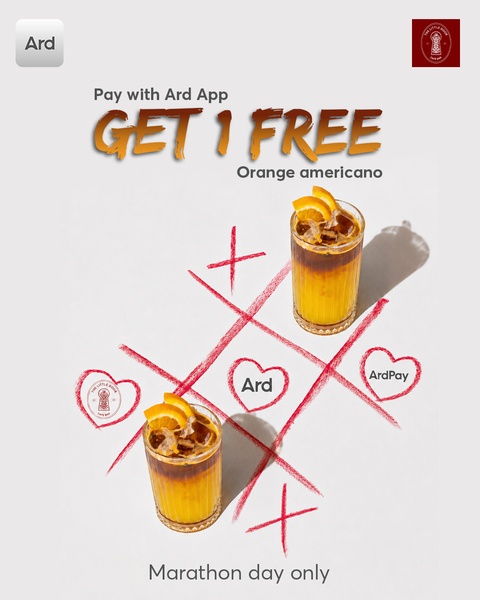A clever, interactive advertisement using a tic-tac-toe grid to highlight an orange americano deal, promoting app-based payment for a free drink.