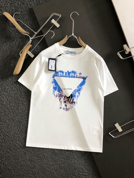 graphic t-shirt, cotton t-shirt, crewneck t-shirt, casual t-shirt, white t-shirt, new arrival, minimalist, flat lay, fresh, trustworthy, neutral