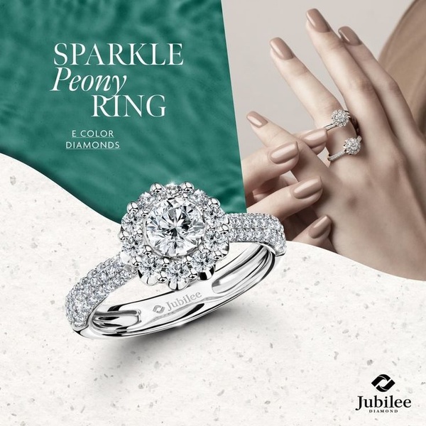 A high-end 1:1 square jewelry advertisement featuring a diamond ring against a professional, dual-toned background.
