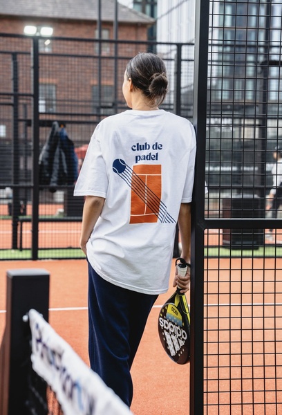 graphic t-shirt, short sleeve shirt, cotton t-shirt, casual t-shirt, printed tee, brand awareness, lifestyle, energetic, fresh, neutral, orange, blue