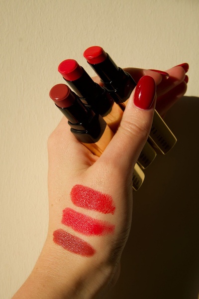 lipstick, lip color, lip makeup, bullet lipstick, lip cosmetics, lip product, new arrival, product launch, lifestyle, ugc style, bold, warm, red, neutral