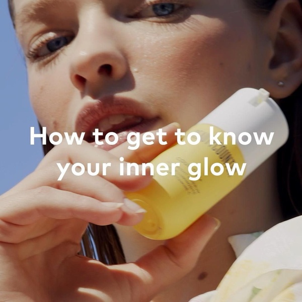 facial serum, face oil, skin serum, glow serum, face care product, skincare oil, brand awareness, product launch, lifestyle, editorial, fresh, warm, blue, yellow, neutral