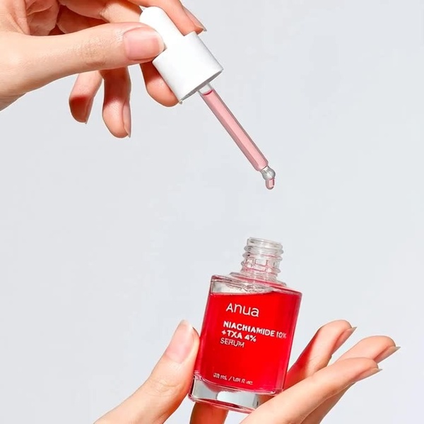 face serum, niacinamide serum, skincare serum, brightening serum, liquid facial serum, product demo, minimalist, lifestyle, fresh, trustworthy, red, neutral