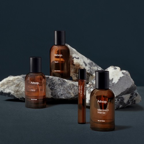 perfume, eau de parfum, fragrance, cologne, scent, bestseller push, minimalist, editorial, luxurious, calm, neutral, brown