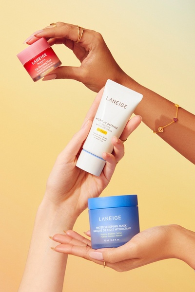lip sleeping mask, sunscreen lotion, face sleeping mask, skincare trio, hydrating sunscreen, night mask, bestseller push, minimalist, lifestyle, fresh, calm, yellow, blue, pink