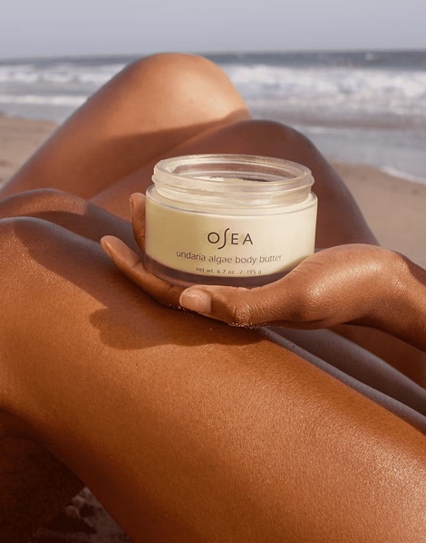 body butter, body cream, moisturizing cream, skin lotion, skincare, brand awareness, lifestyle, outdoor, calm, luxurious, neutral, brown