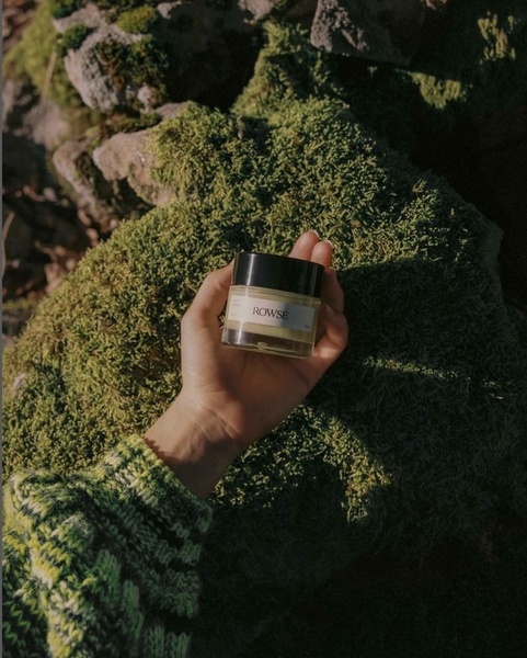 face cream, skincare jar, moisturizer jar, facial cream, skin care product, brand awareness, lifestyle, calm, fresh, green, brown