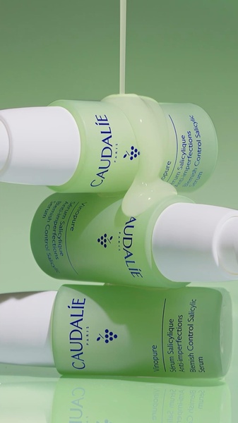 face serum, salicylic acid serum, blemish control serum, skincare treatment, face skincare, bestseller push, minimalist, fresh, calm, green, neutral