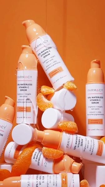vitamin c serum, face serum, brightening serum, skincare serum, facial treatment, face skincare, bestseller push, minimalist, fresh, energetic, orange