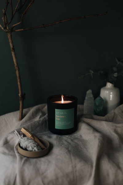 scented candle, jar candle, aromatherapy candle, home fragrance, poured candle, brand awareness, lifestyle, editorial, calm, luxurious, neutral, black