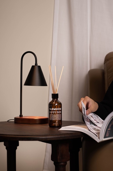 reed diffuser, home fragrance, scented diffuser, aromatherapy diffuser, fragrance oil set, brand awareness, lifestyle, minimalist, calm, luxurious, neutral, brown