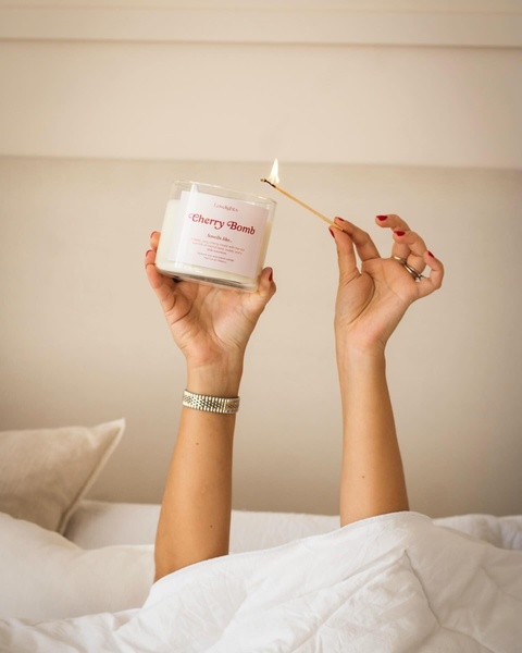 scented candle, soy wax candle, glass jar candle, home fragrance, aromatherapy candle, new arrival, lifestyle, calm, warm, neutral, pink