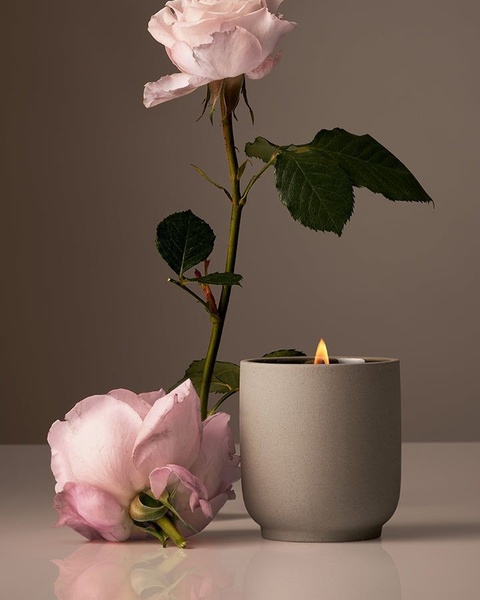 scented candle, jar candle, home fragrance, decorative candle, container candle, brand awareness, minimalist, calm, luxurious, neutral, pink